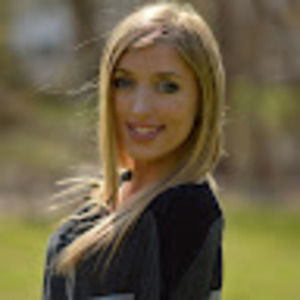 Meet your Posher, Chloe